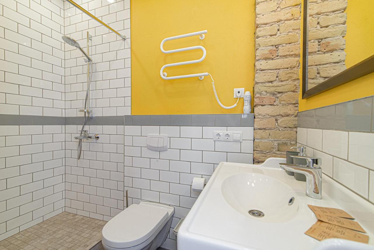 Modern Vilnius Old Town Apartment With Free Parking Exteriör bild